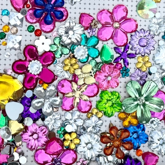 200+ JEWELS LARGE MED SM GEMS SPARKLES FLAT BACKS MIXED LOT DIY CRAFTING BULK - Picture 12 of 16